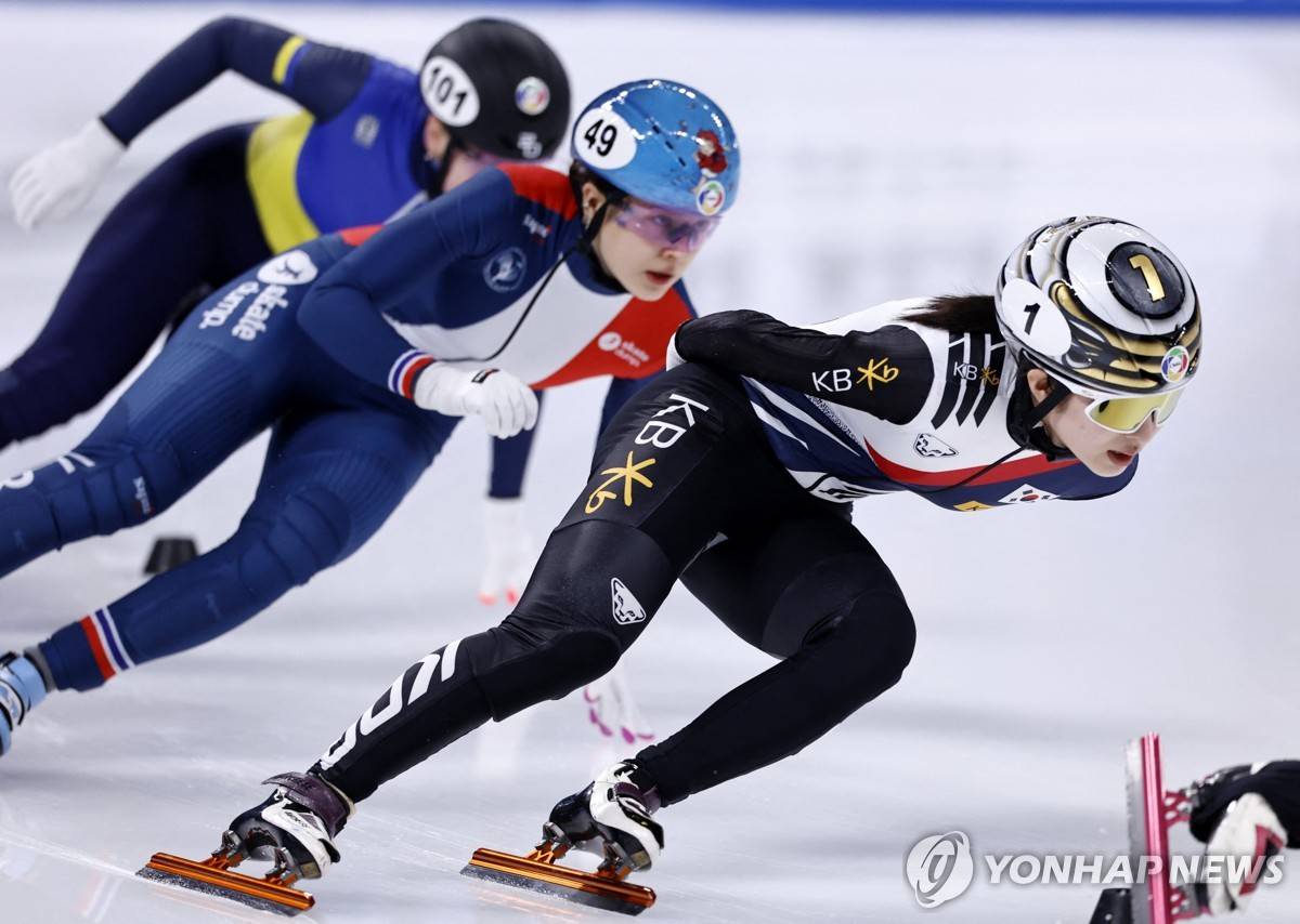 关于短道速滑男子米半决赛，韩国选手强势夺冠的信息
