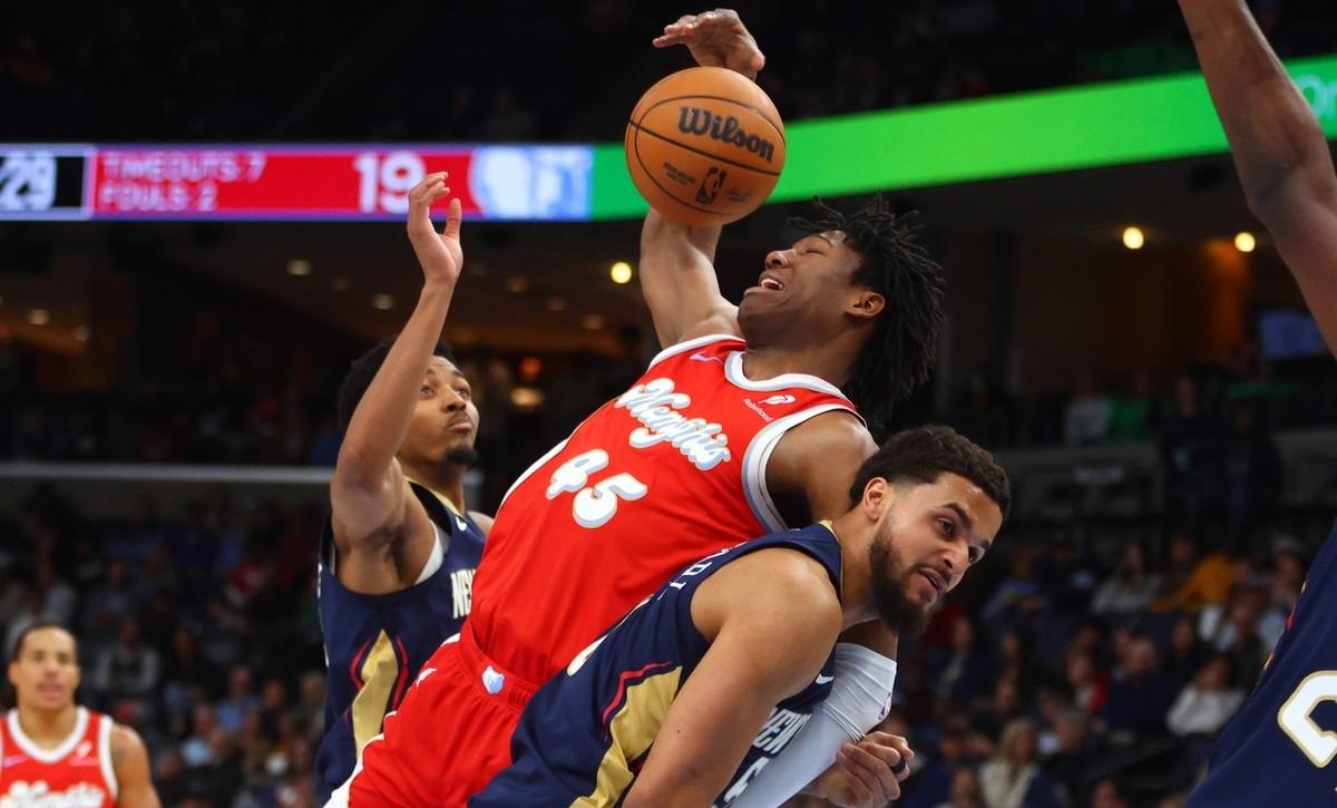 NBA球员风采依旧，引领篮球赛事新篇章的简单介绍